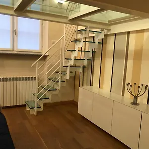 Appartamento La Casina In Burlamacchi, Milano